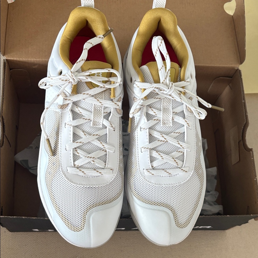 SOFTBALL sale! NIB- Ladies Under Armour White/Gold metal cleats 7.5; MSRP $90